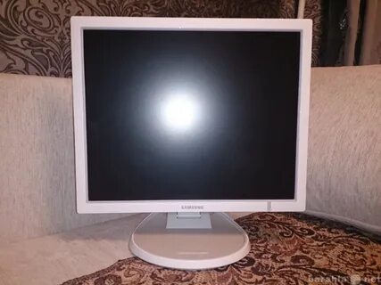 Продать мониторы б у