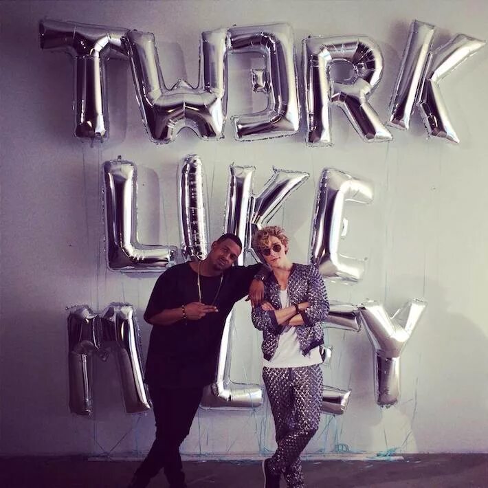 Майли телба денглар майли девона ремикс-. Twerk it like miley тверк. Брэндон билл twerk. Twerk it like miley. Twerk it like miley (hedegaard remix).