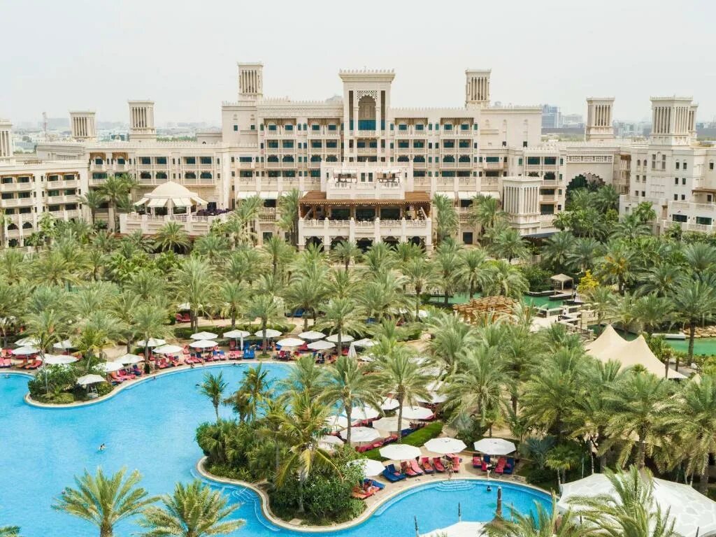 Jumeirah al qasr 5 дубай. Мадинат джумейра. Отель ras al khaimah дубай. Оаэ мадинат джумейра. Jumeirah al qasr 5 дубай.