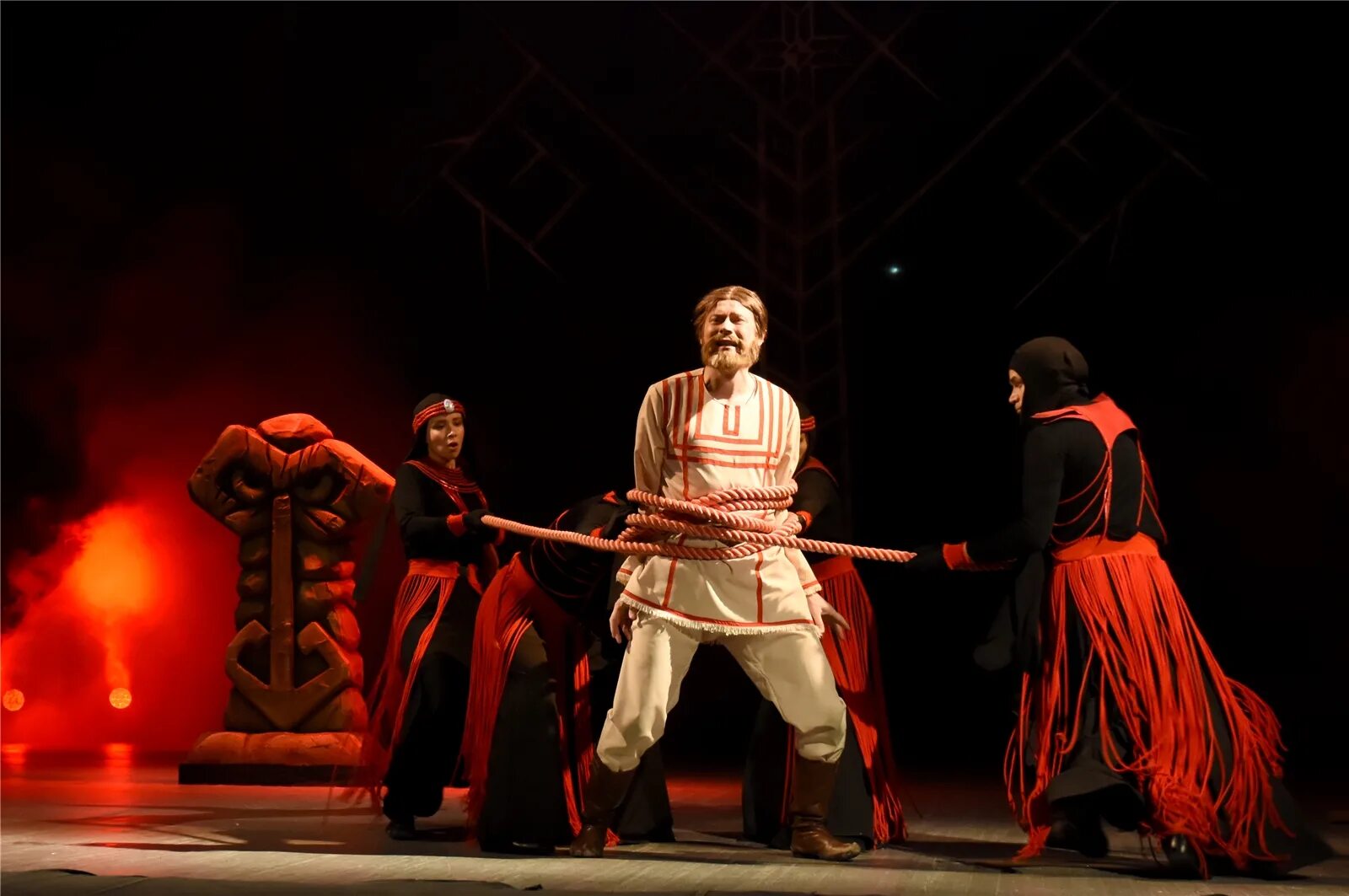 чувашский академический драматический театр. чувашский драмтеатр чебоксары старый. чувашский драматический театр имени к. иванова. драмтеатр им иванова чебоксары.