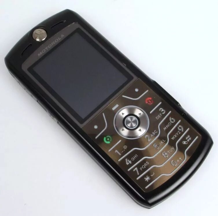 Моторола с 2000 l7. Motorola SLVR l7. Motorola кнопочный старый l7. Кнопочный Моторола 2000. Моторола старые модели