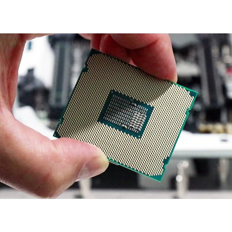 Процессоры xeon lga 2011. Intel Xeon 2666. Чип i9 9900. Е5 2666 v3. Многослойный процессор.