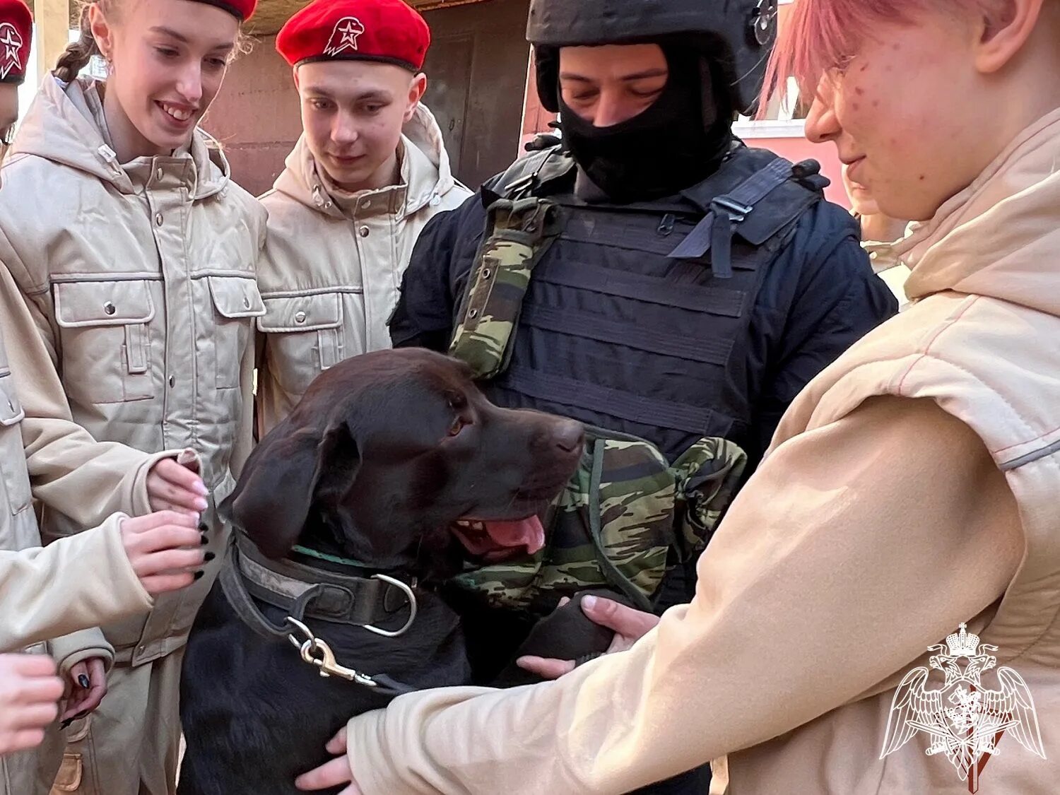 Бывший спецназовец не святой. Максим дрозд заповедный спецназ. Бывший спецназовец не святой. Краповый берет спецназ фсин. Бывший спецназовец не святой.