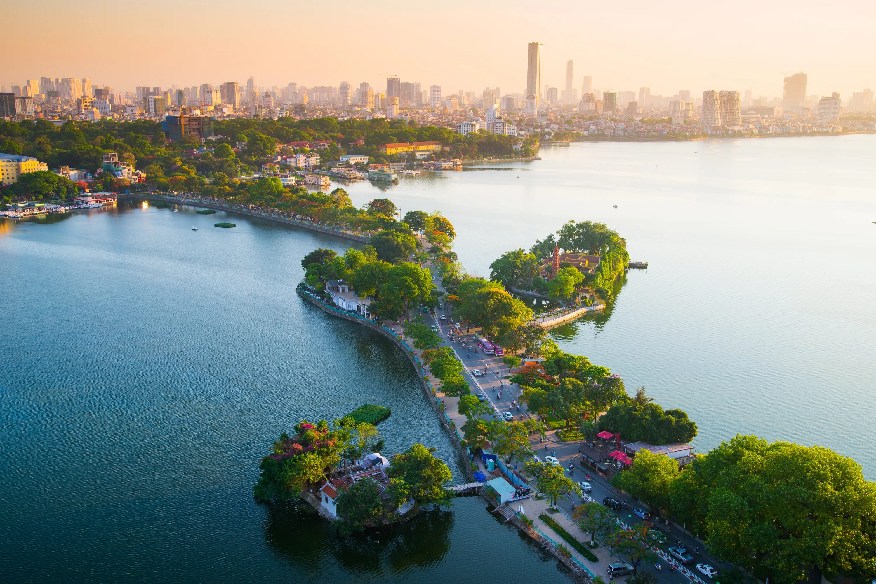 Hanoi Вьетнам. Vietnam столица. Вьетнам столица Ханой фото. Хоанкьем Ханой. Ханой сити