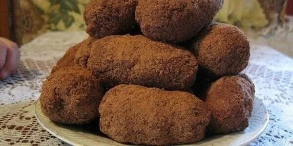 Пирожное Картошка из печенья в домашних условиях - простые рецепты