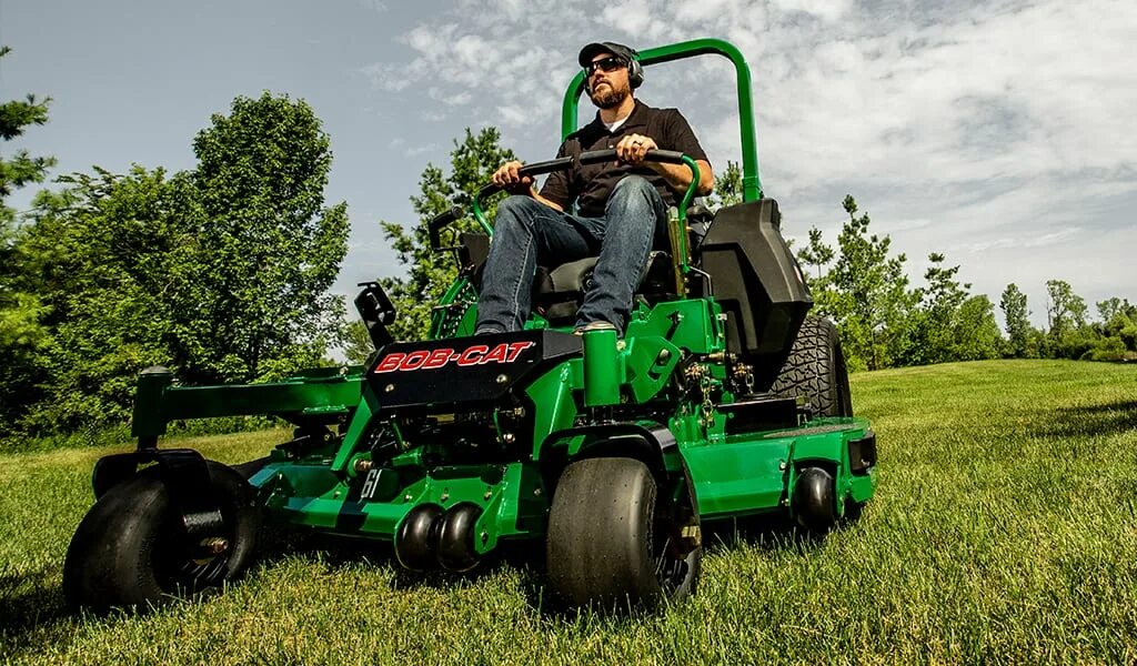 В погоне за ветром (2019) (ride like a girl). Михаил уотфорд толстошея. Дастан лошадь. Перевозчик бин аниме. Жокей конный спорт.