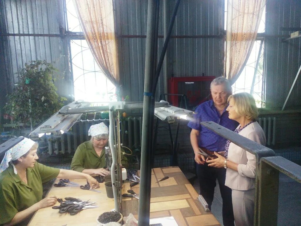 Вакансии в борисове. Вакансии в борисове. Дворник казань. Вакансии в борисове. Требуется сотрудник в пункт выдачи.