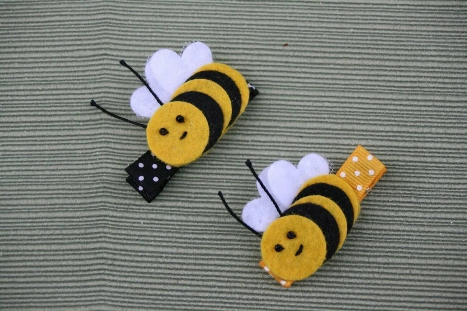 Сделать пчелу своими руками. Пчелка из фетра. Пчела из фетра. Пчелка из ткани. Пчёлка из фетра своими руками.
