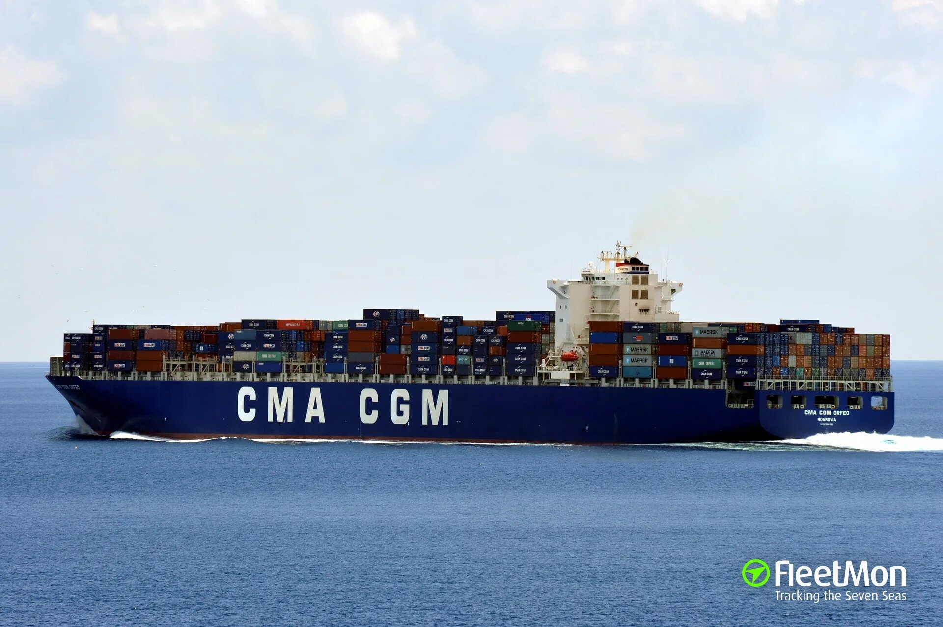 Cma shipping. Cma cgm orfeo. мпк cgm. фото cma cgm с боку без фона.