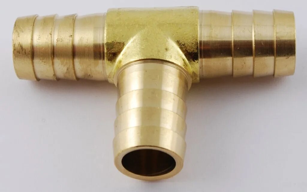 Sm04-25)(10/100). Штуцер для шланга латунный 1/2"x8мм. Латунный тройник соединитель шлангов 16мм. Фитинг переходник для трубок 19-16-189. Латунный рукав.