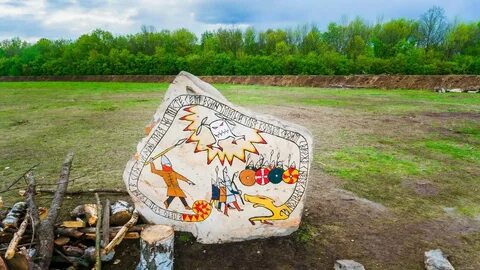 Камень побеждает