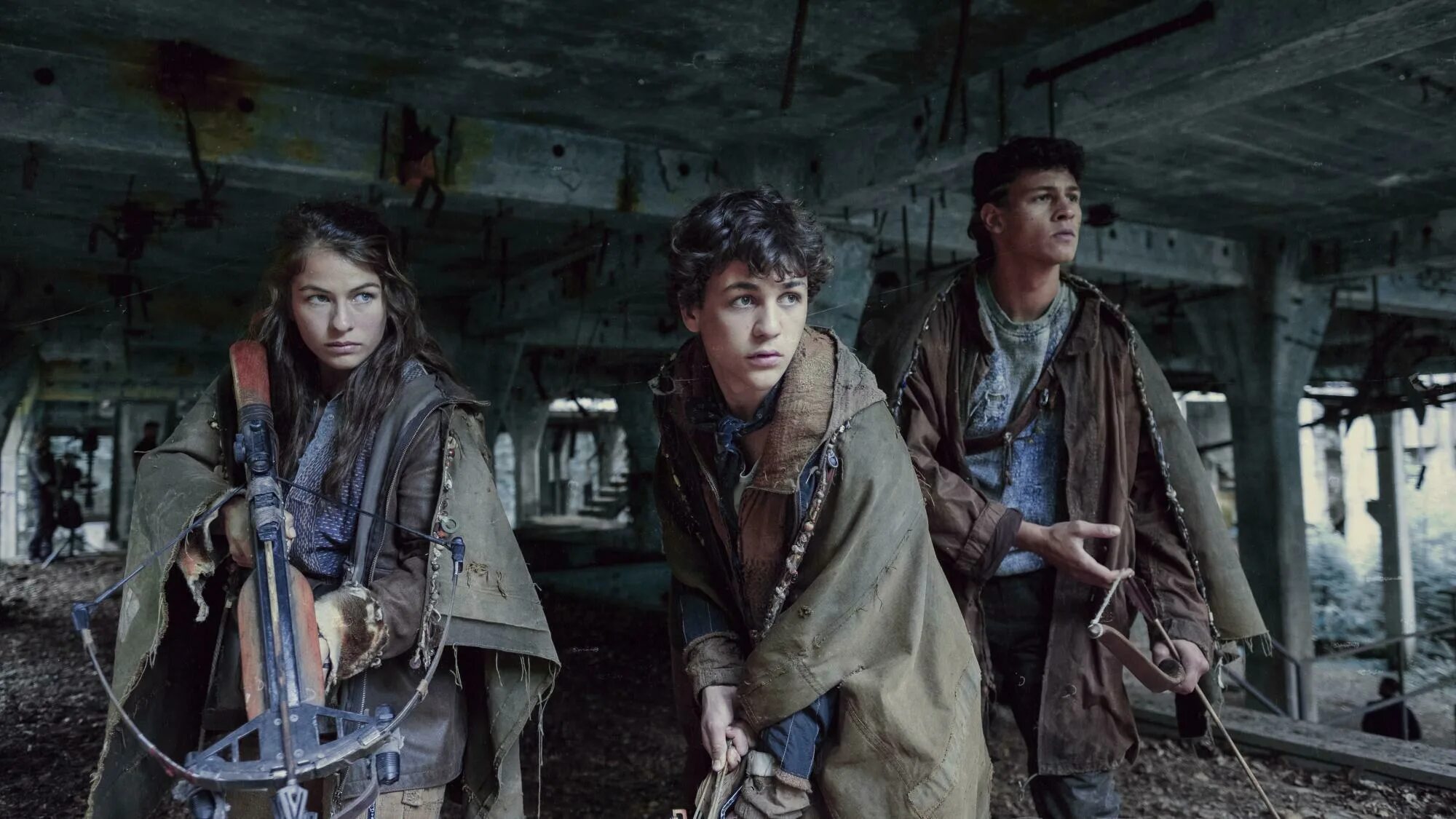 Tribes of Europa сериал 2021. Племена Европы 2021. Племена Европы 1 сезон. Генриетта Конфуриус племена Европы