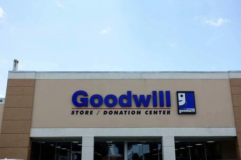 Goodwill. Goodwill. Goodwill страна. Фирма goodwill. Goodwill og1114.