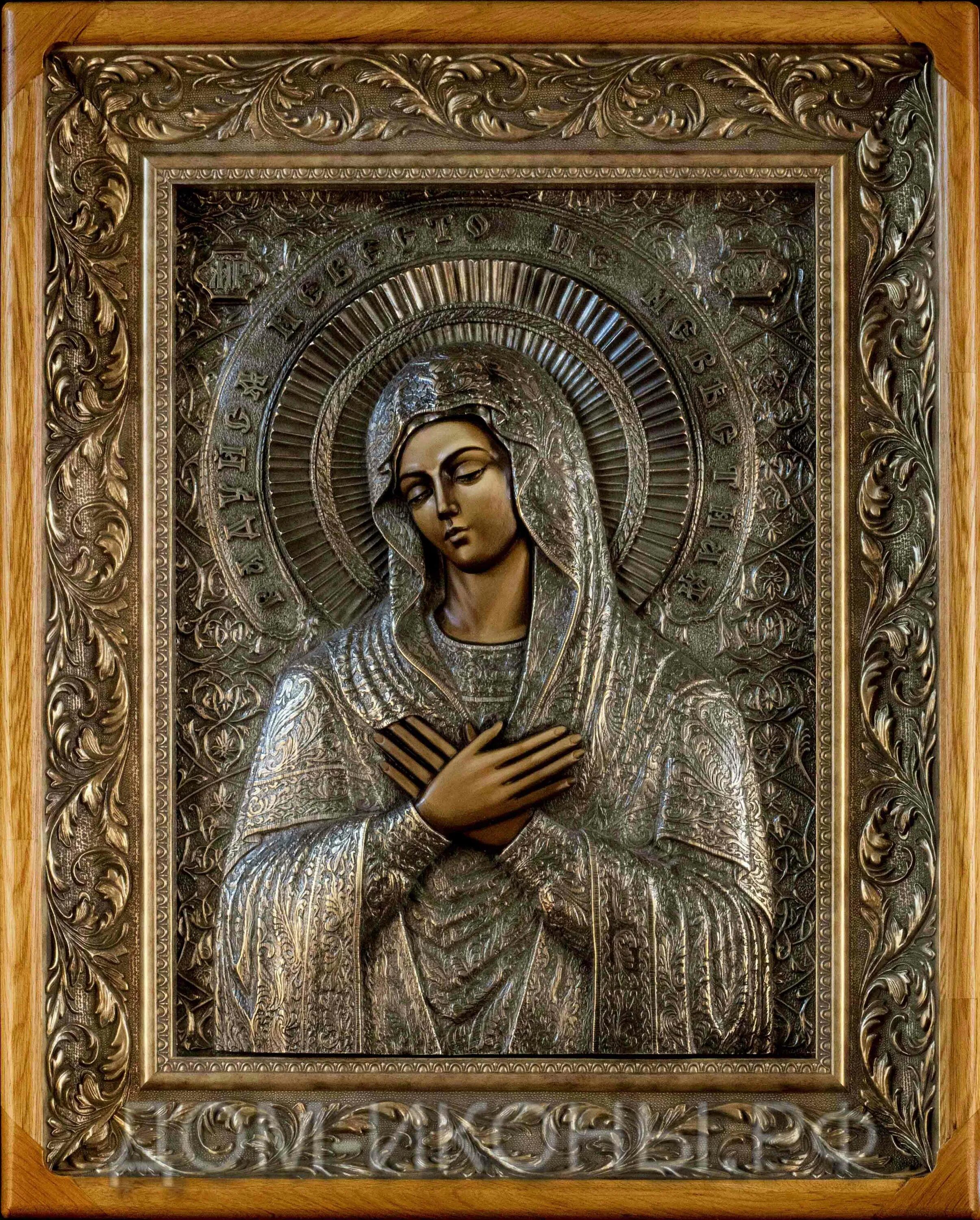 Умиление утварь. Иконы из жемчуга. Икона умиление в дивеево. Умиление утварь. Панагия финифть.