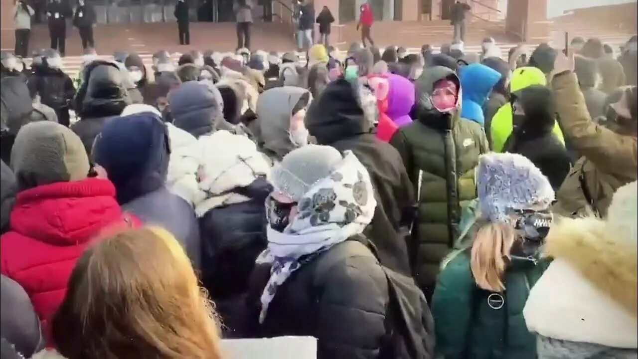 Красноярск митинг 31 января. Красноярск митинг Навальный 31 января. Митинг Навального в Красноярске. Митинг 30 января 2021 Красноярск. Прощание с навальным ютуб