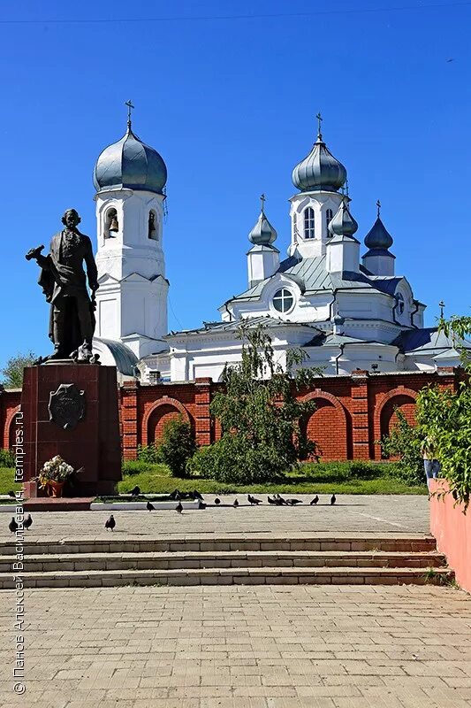 Город троицк храмы. Церковь Дмитрия Солунского Троицк Челябинской области. Церковь Солунского в Троицке Челябинской области-.