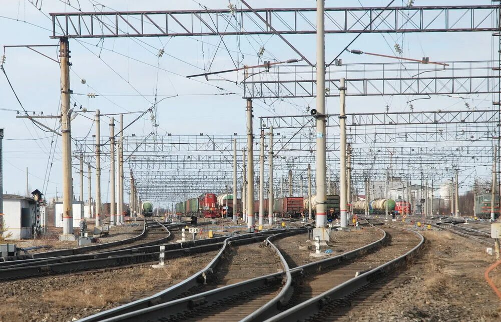 Станция Оленегорск. Станция Оленья Мурманской области. Оленегорск железная дорога. Жд вокзал оленегорск