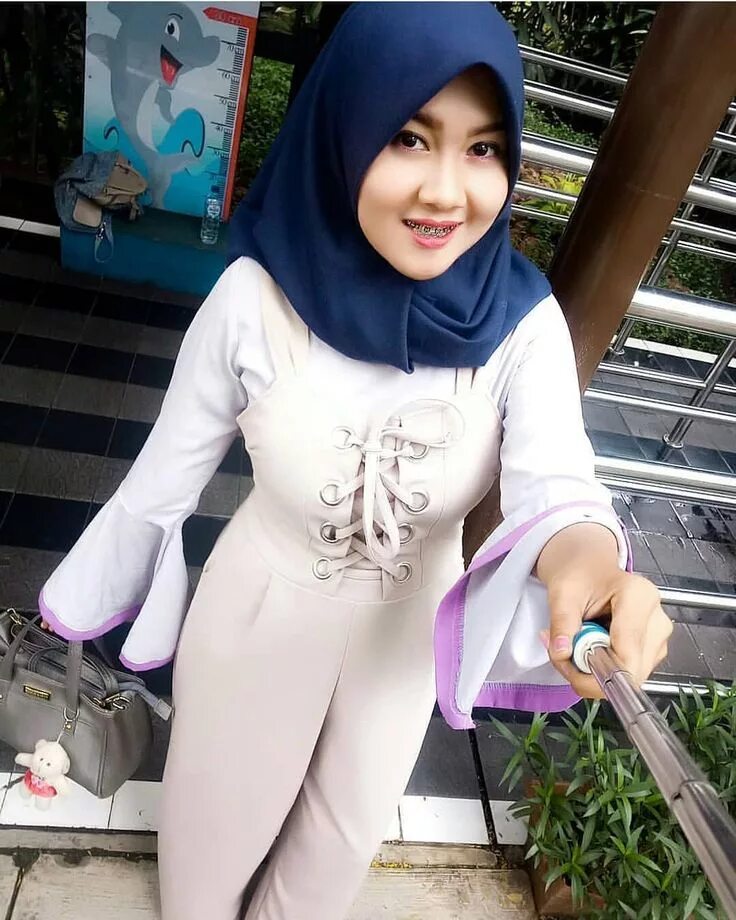 Cewek baju