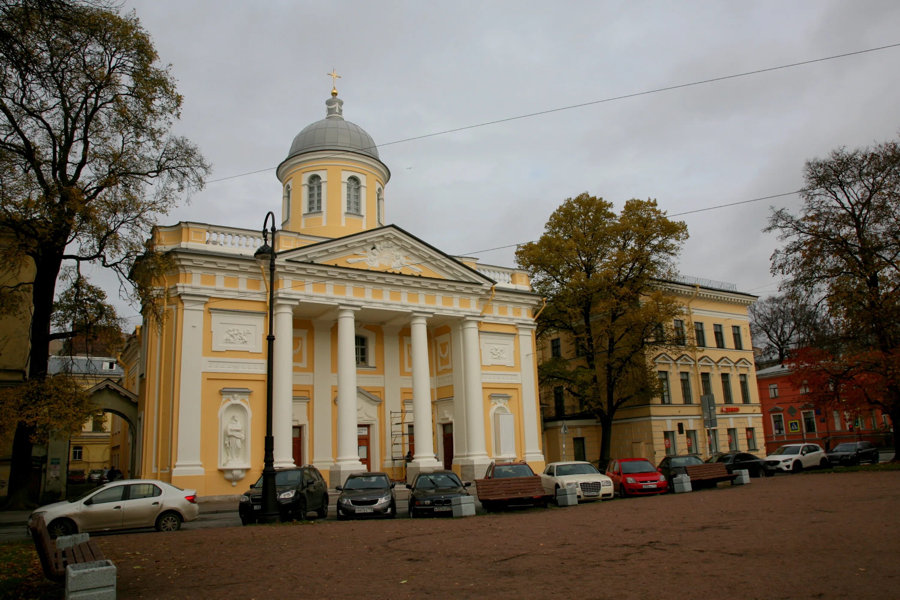 Лютеранская Церковь Святой Екатерины в Санкт-Петербурге. Лютеранская Церковь Святой Екатерины СПБ. Евангелическо-Лютеранская Церковь Святой Екатерины. Екатерининская Лютеранская Церковь на Васильевском острове. Святая на васильевском острове святой