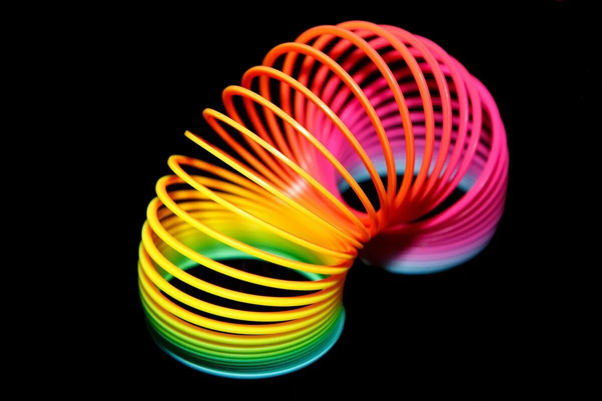 Пружинка слинки. Пружинка слинки. Пружинка слинки. Слинки junfa toys magic ring k8003. Слинки slinky металл.