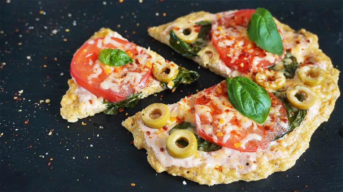 Пп пицца на фарше. Пицца из куриного филе. Пицца из куриного фарша. Пп пицца. Пп пицца на фарше.