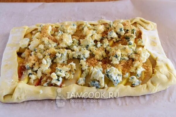 Слоеный пирог с грушей и сыром бри. Слоеный пирог с грушей и сыром бри