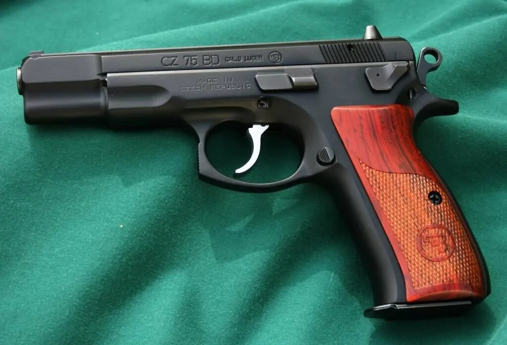 Cz. Cz-75bd. чезет 75.