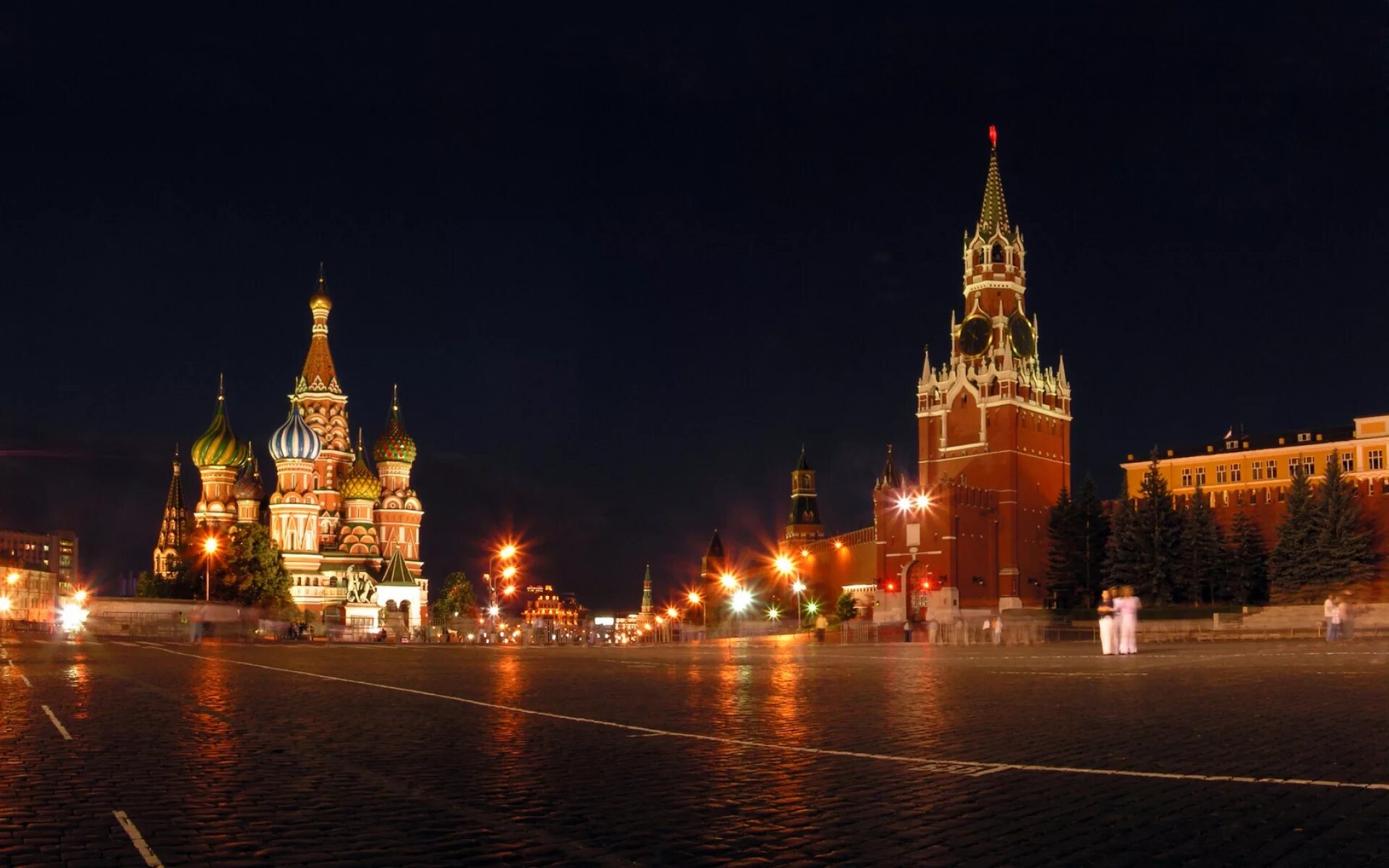 Обои москва. Красная площадь Москва ночью. Кремль обои. Новогодний Кремль. Москва фон.