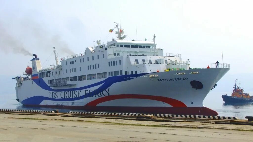 Порт тикси. Dbs cruise ferry владивосток. Eastern dream паром. Dbs cruise ferry владивосток. Паром владивосток южная корея.