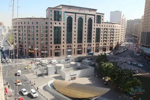 Landmark plaza