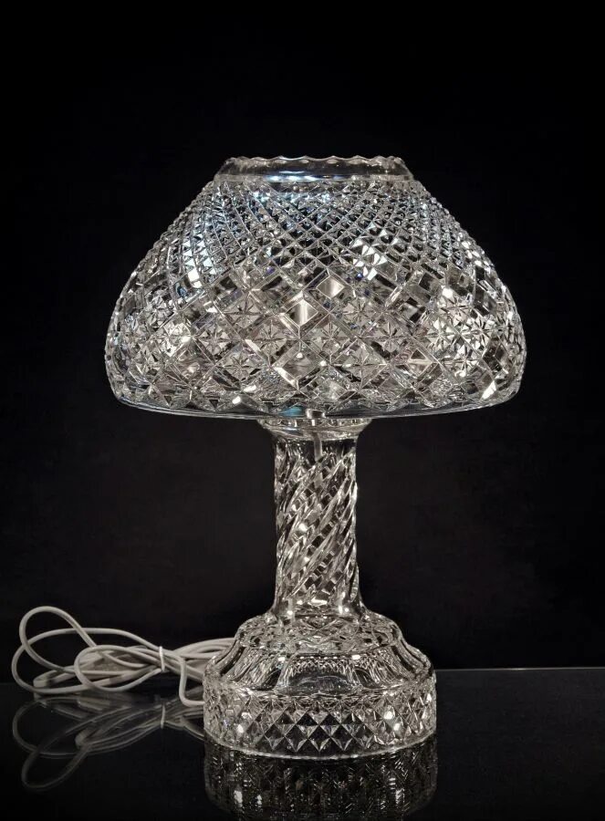 Artglass настольная лампа merlin. Дятьковский хрусталь лампа. Настольные лампы из хрусталя. Настольная лампа bohemia ivele crystal 14781l1/22 g. Настольная лампа bohemia crystal ivele 5011/22-42/g.