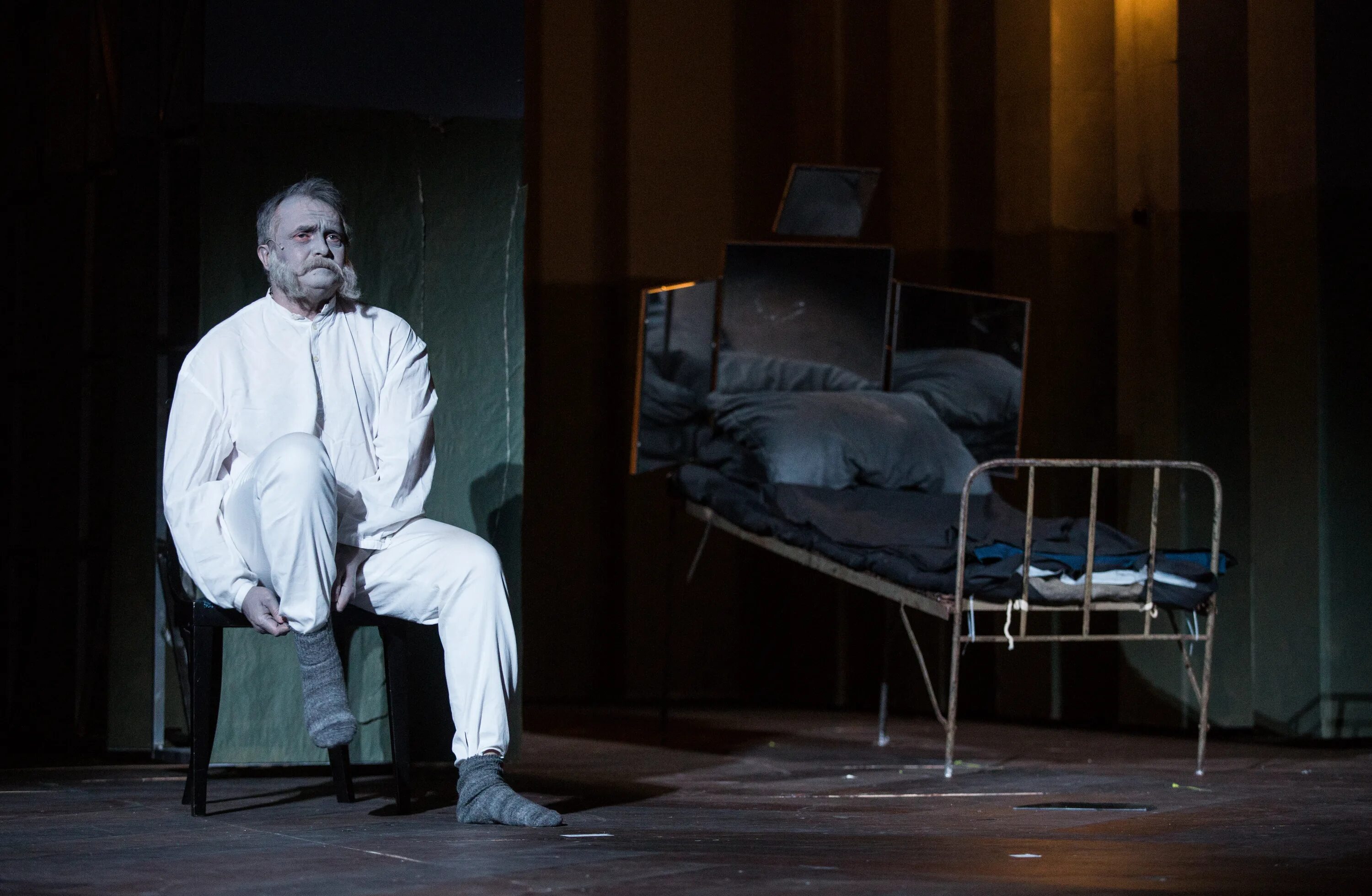 Спектакль который не оставит равнодушным. Сцена. Кукольный театр смоленск льготы. Monodrama theatre. Спектакль который не оставит равнодушным.