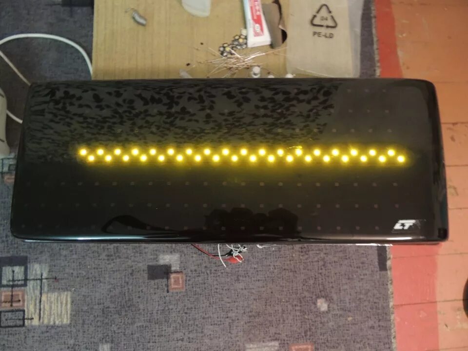 Диодные задние фары на ВАЗ 2114. Задние фонари 2114 led r line. Диодные фонари ВАЗ 2114. Диодные фонари 2114 2109. Лед фары ваз 2114