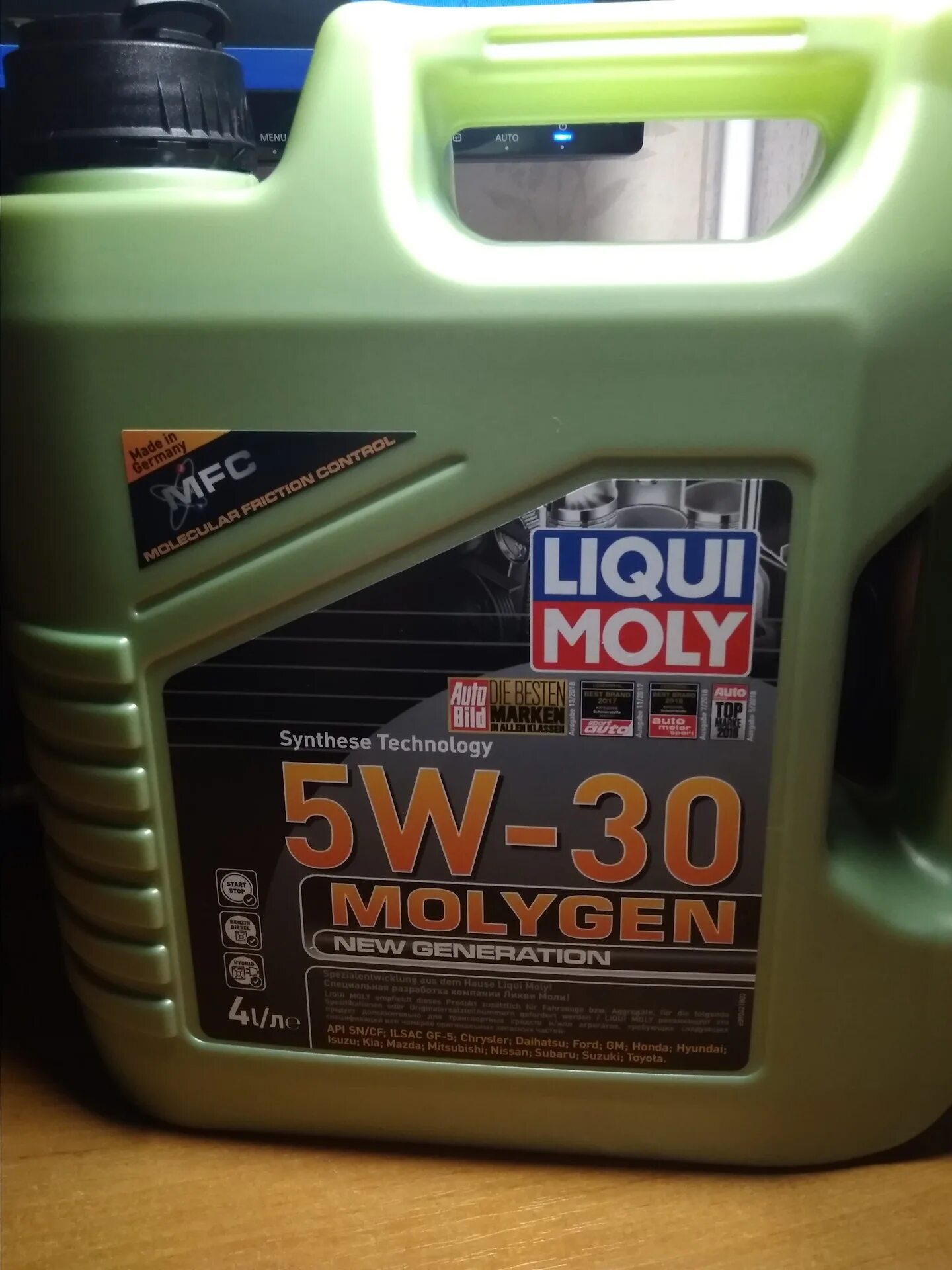 Мотюль или ликви моли. Ликви моли 5w30. liqui moly 5w30. ликви моли 5w30 форд. масло форд 5w30 ликви моли.