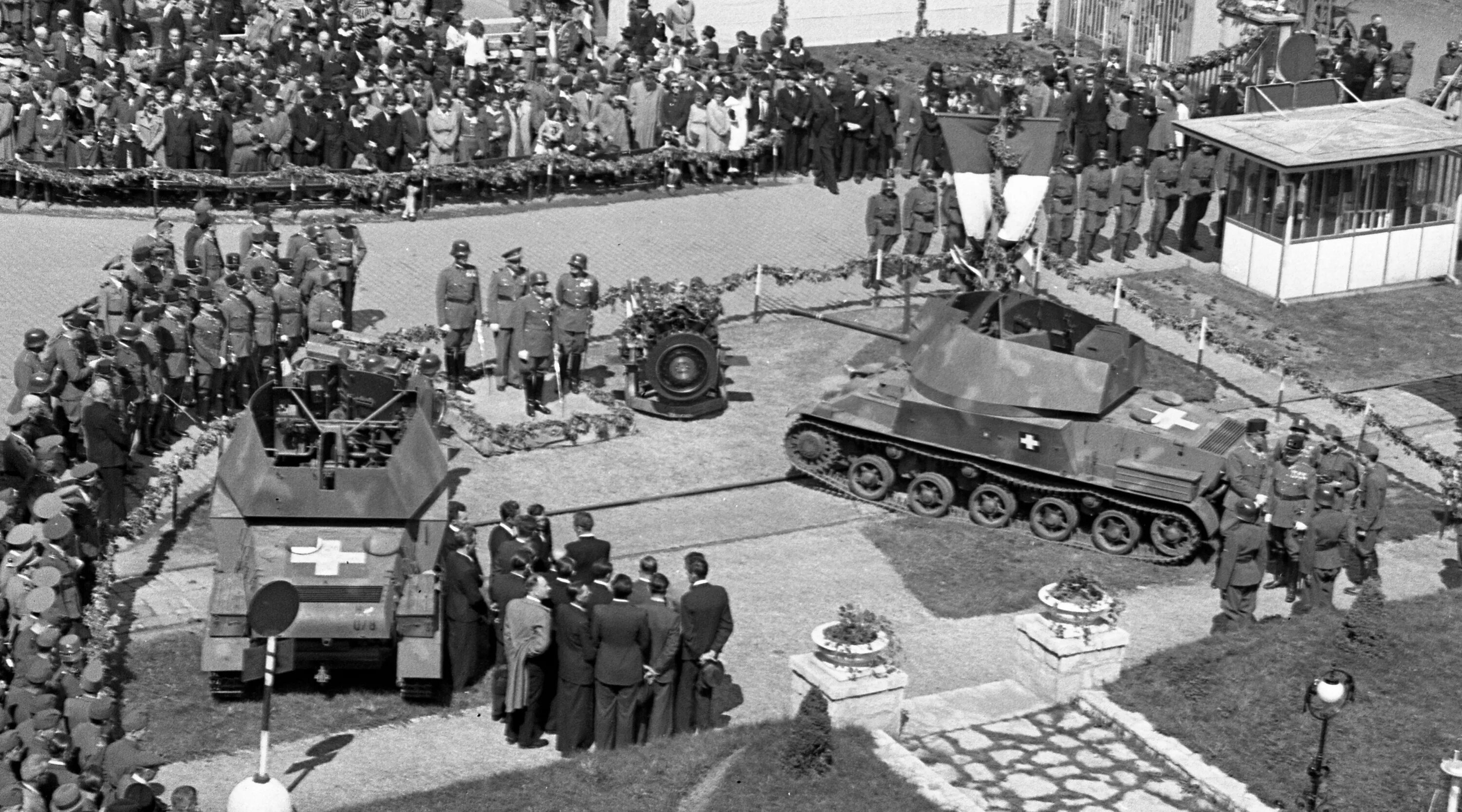 56 58 41 43. 751878 -105. 436 разделить на 4 в столбик. 751878 -105. 718705.