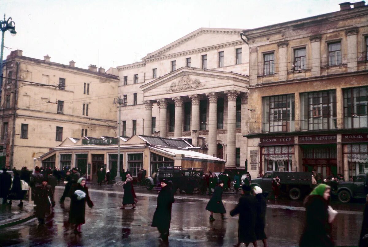 Дом анненковых. Дом анненковых улица петровка. улица петровка москва.