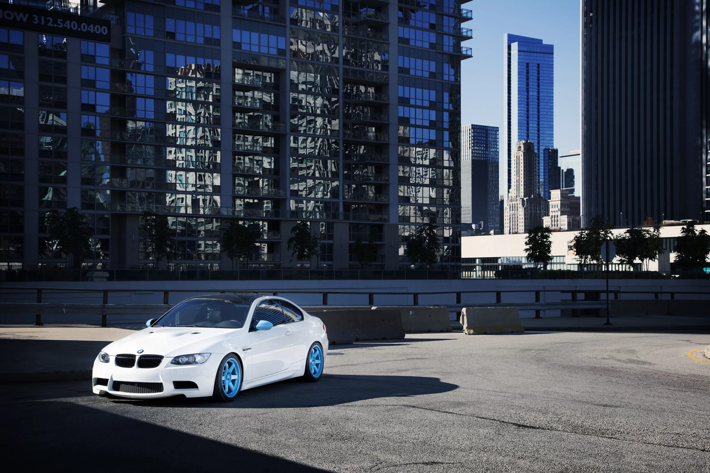 BMW m3 e92. BMW m3 e92 White. BMW m3 e92 кар паркинг. BMW e92 обои. Big city cars