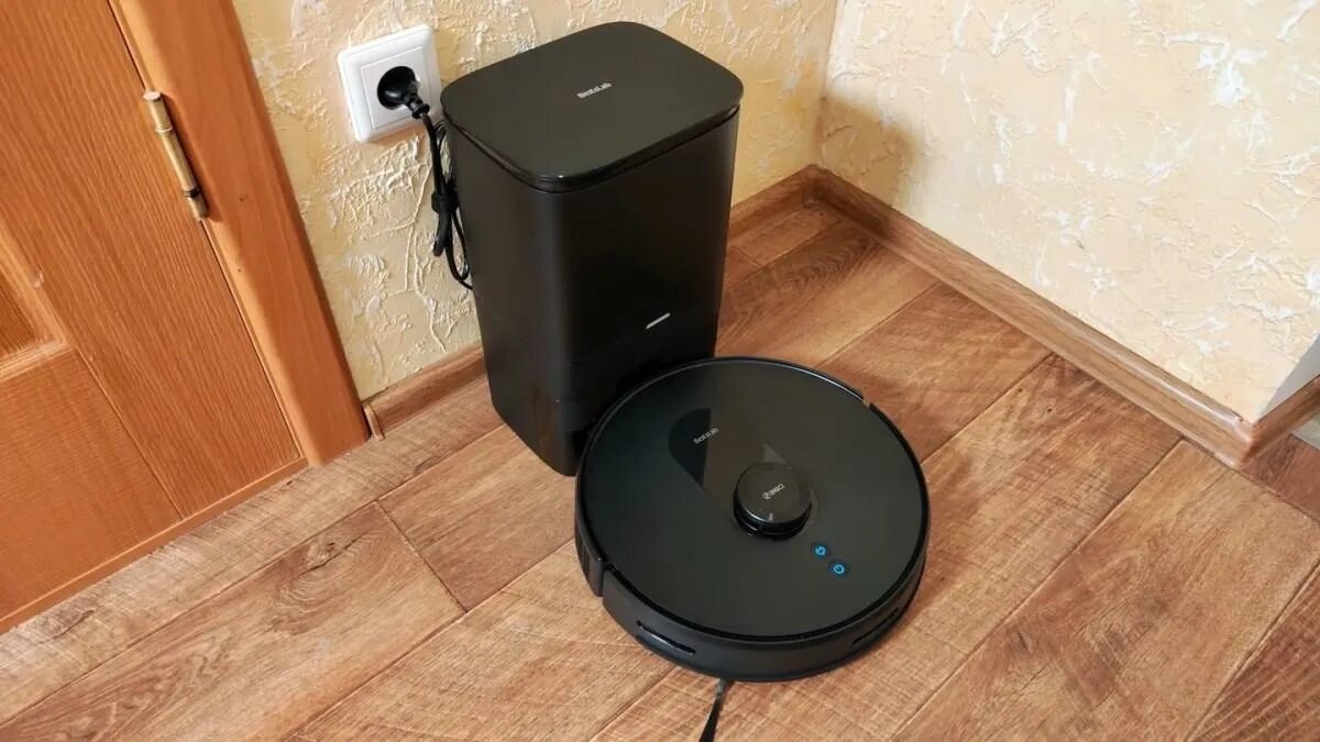 360 botslab s8. 360 botslab s8 plus. робот-пылесос 360 s8. робот пылесос с самоочисткой контейнера. робот пылесос отель.