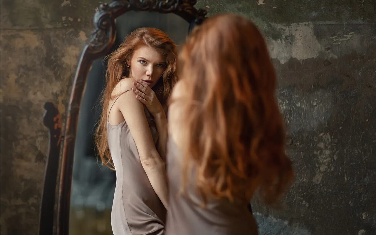Back mirror