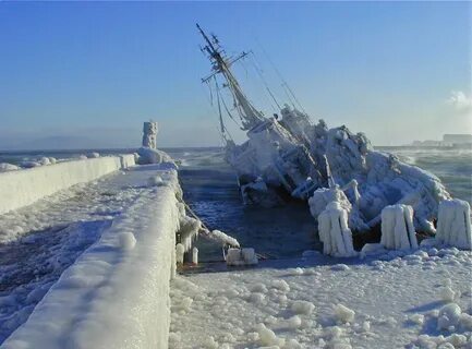 Январское море