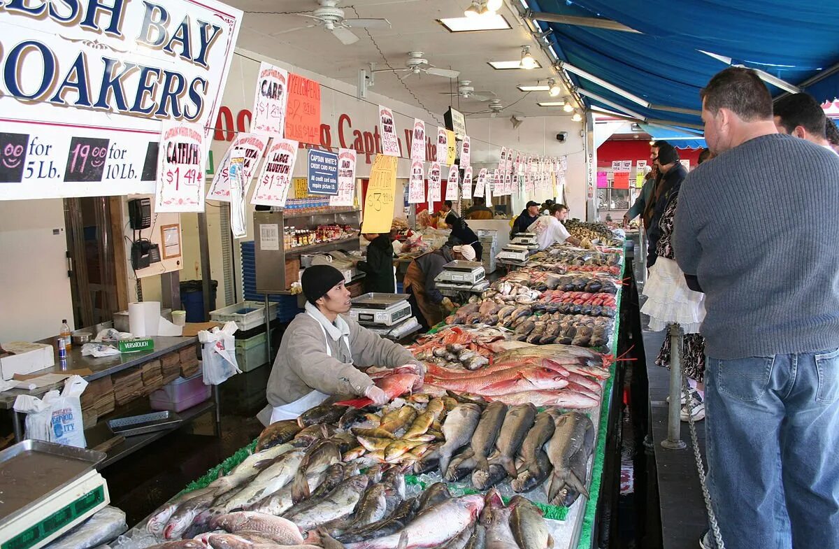 Sydney fish market. Сиднейский рыбный рынок. Маркет фиш. Рыбный рынок в сиднее. Рыбная лавка логотип.