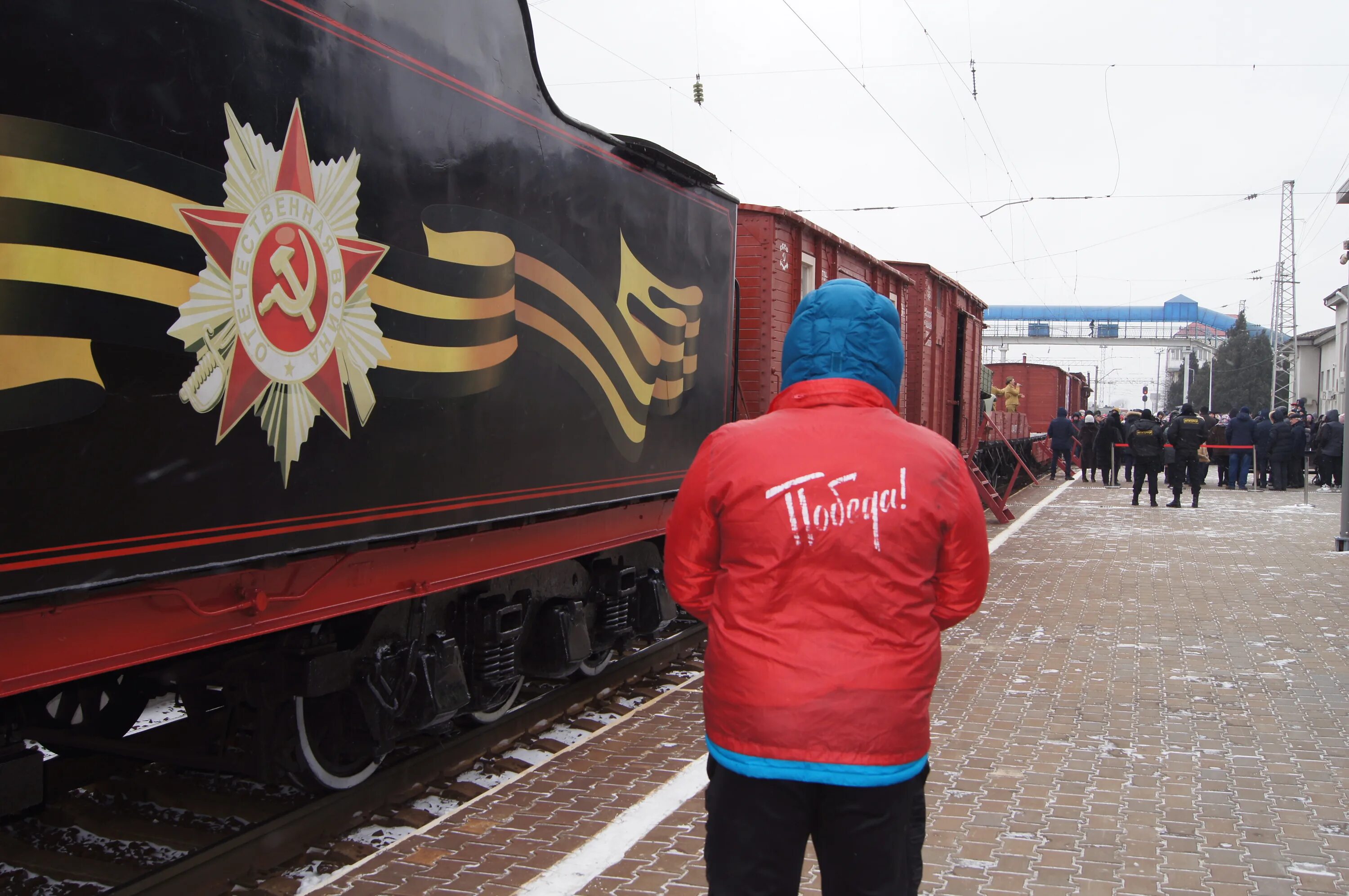 Поезд победы красноярск. Поезд Победы. Поезд Победы фото. Поезд Победы вид спереди. Наши поезда.