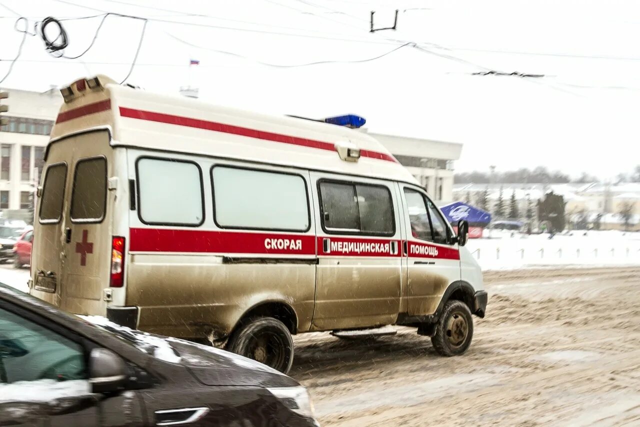 Автомобили Минздрава Калуга. Калуга смерть мужчины октябрь. Скорая едет 2 часа