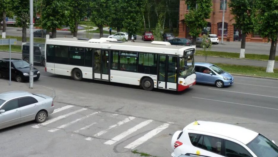 Барнаульский автобус. Общественный транспорт Барнаул. Маршрутки Барнаул. Новые автобусы в Барнауле.