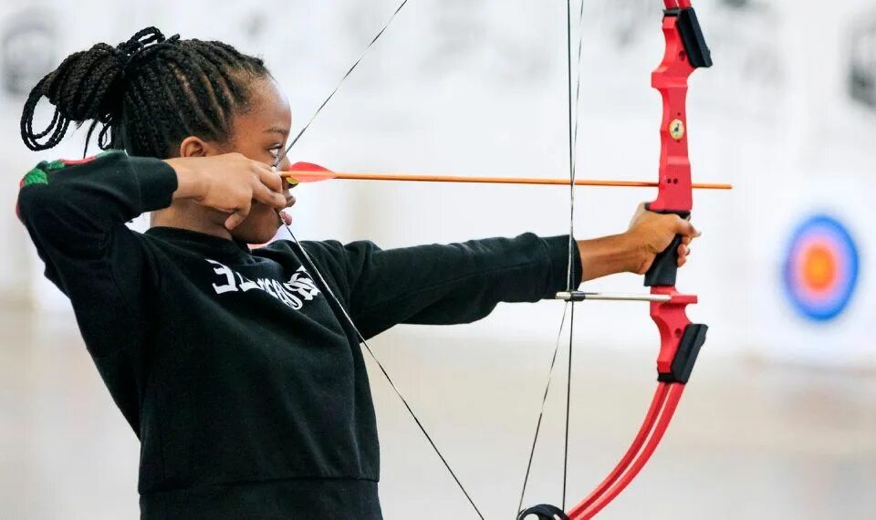Стрелковый тир мишень пятигорск. Стрелковый тир в калашников. Стрельба проект. Стрелковый тир в калашников. Стрелковый стенд.