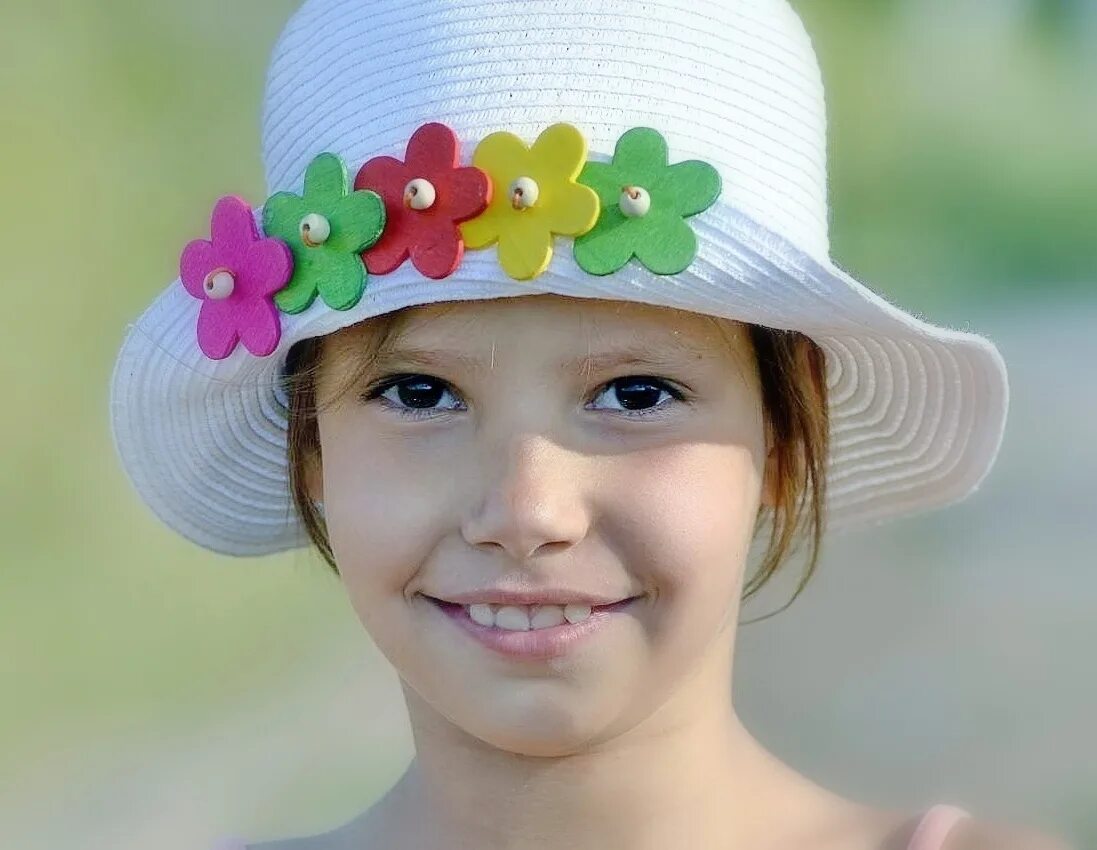 Шляпа из картона. Декор шляп. Сделать детскую шляпу. Сделать детскую шляпу. Оригинальная шляпка в садик.