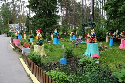 Дол зеленый город