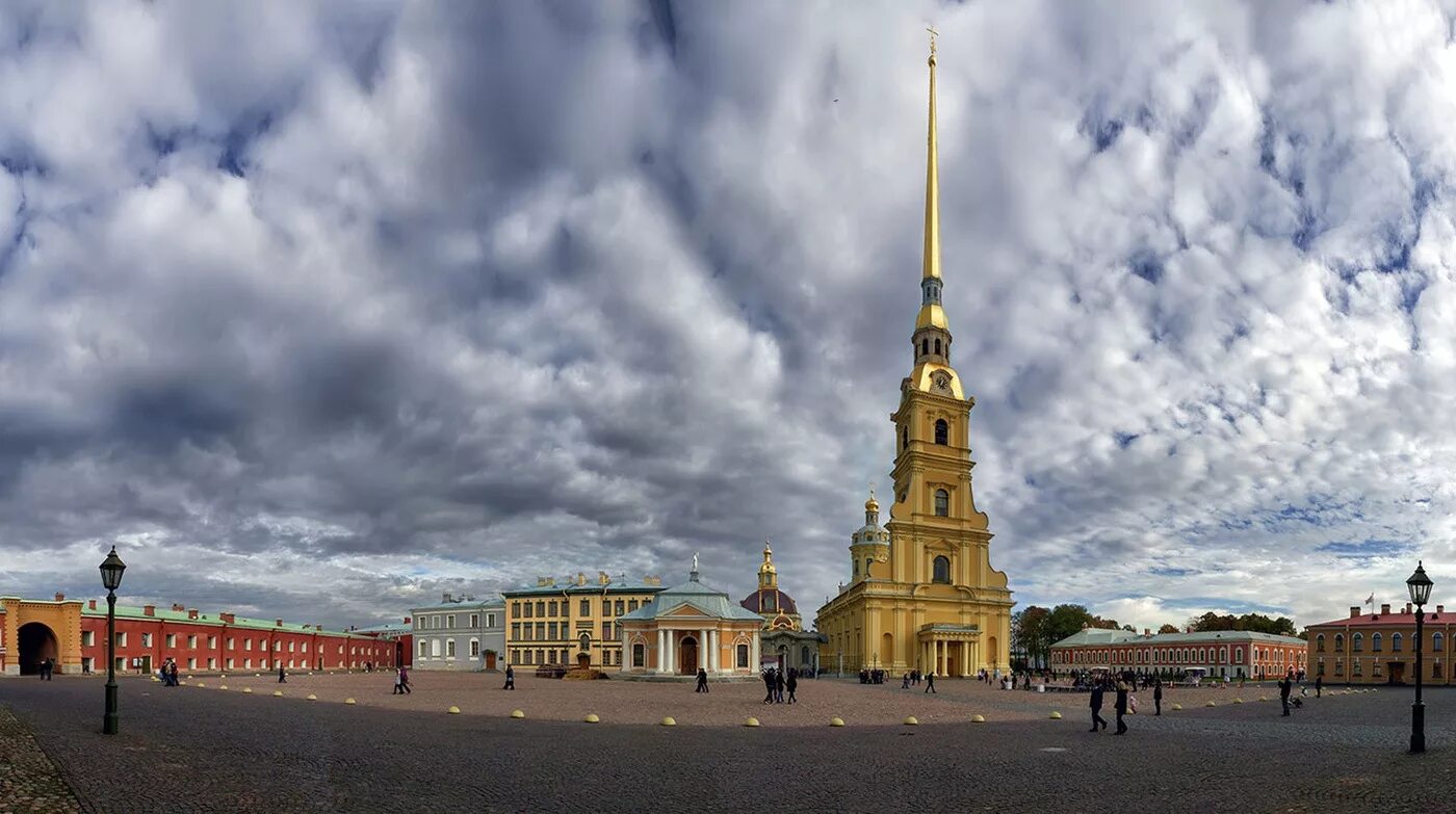 Петропавловская крепость в санкт петербурге посетить. Петропавловская крепость в санкт-петербурге. петропавловский собор санкт-петербург. питер петропавловская крепость. соборная площадь петропавловской крепости.
