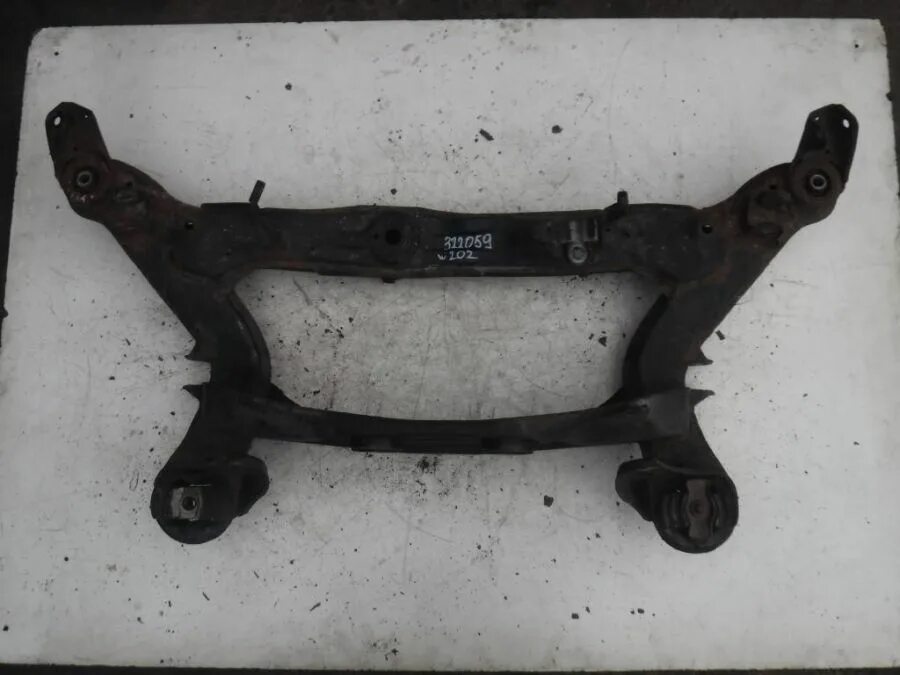 подрамник мерседес w124. подрамник mercedes w124. подрамник мерседес w124. подрамник мерседес w124. задняя подвеска в сборе с подрамником w124.