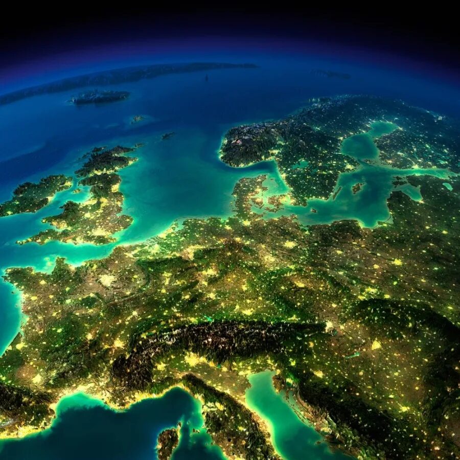Ночи евразии. Планета земля Европа. Вид земли из космоса. Россия из космоса. Европа вид из космоса.